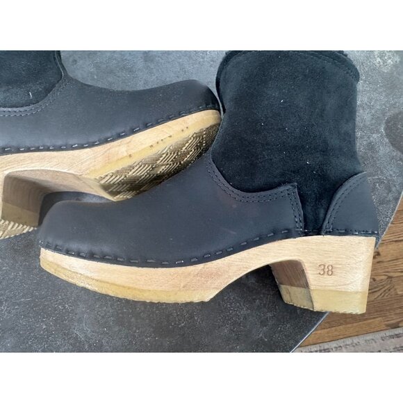 No. 6 Pull-on Shearling Wood Clog Boots on Mid Heel Black Suede Women's 38 - Picture 7 of 8